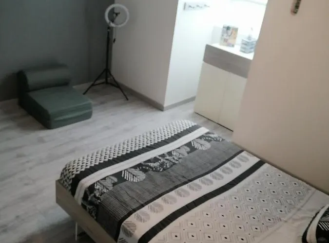 Bed & Breakfast Chambre 24H Le Mans *