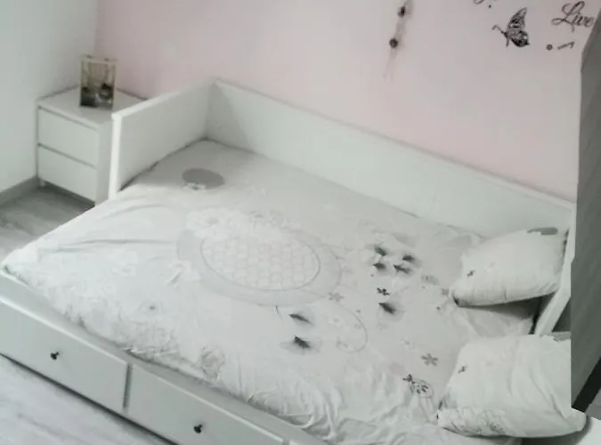 Chambre 24H Le Mans * Marigne-Laille